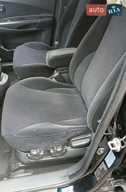 Внедорожник / Кроссовер Hyundai Tucson 2008 в 