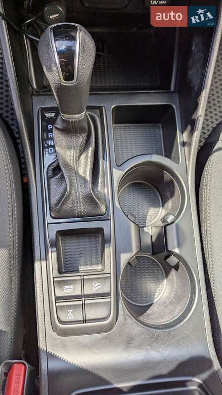 Позашляховик / Кросовер Hyundai Tucson 2016 в Харкові