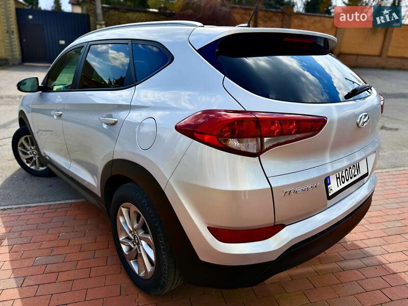 Позашляховик / Кросовер Hyundai Tucson 2016 в Дніпрі