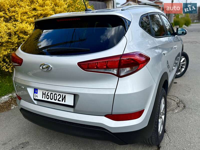Позашляховик / Кросовер Hyundai Tucson 2016 в Дніпрі