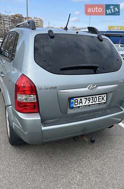Внедорожник / Кроссовер Hyundai Tucson 2007 в 