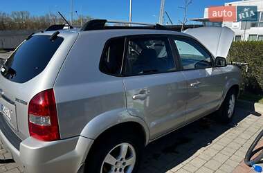Позашляховик / Кросовер Hyundai Tucson 2006 в 