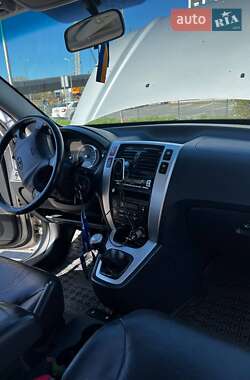 Позашляховик / Кросовер Hyundai Tucson 2006 в 