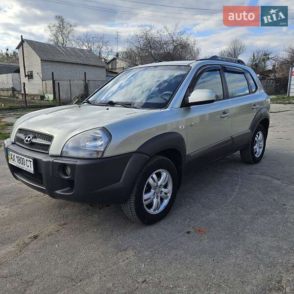 Позашляховик / Кросовер Hyundai Tucson 2008 в 