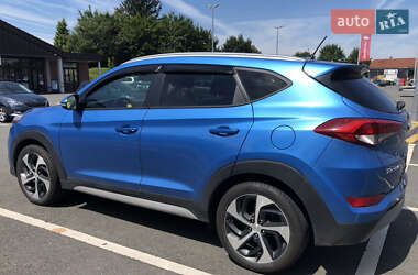 Внедорожник / Кроссовер Hyundai Tucson 2017 в 