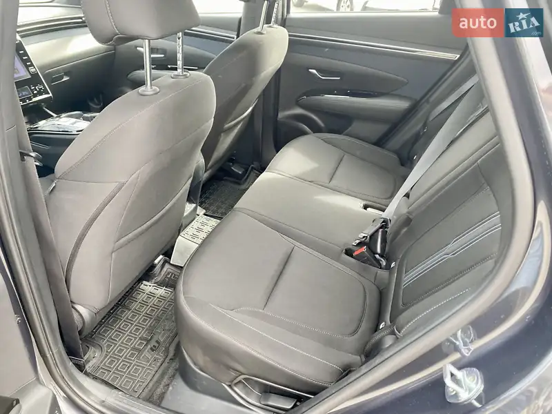 Позашляховик / Кросовер Hyundai Tucson 2021 в 