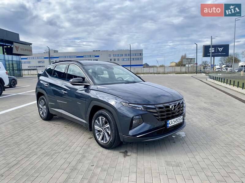 Позашляховик / Кросовер Hyundai Tucson 2021 в 