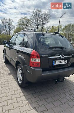 Внедорожник / Кроссовер Hyundai Tucson 2005 в 
