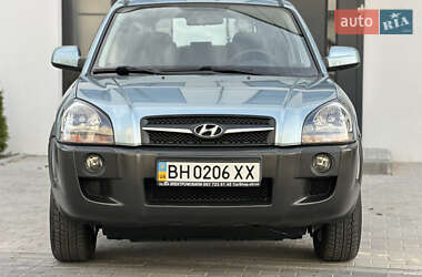 Внедорожник / Кроссовер Hyundai Tucson 2009 в 