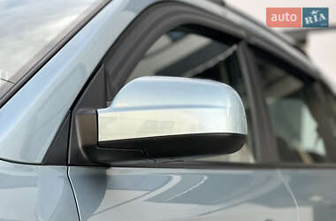 Внедорожник / Кроссовер Hyundai Tucson 2009 в 