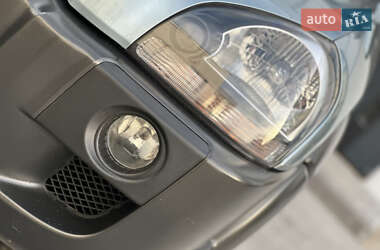Внедорожник / Кроссовер Hyundai Tucson 2009 в 