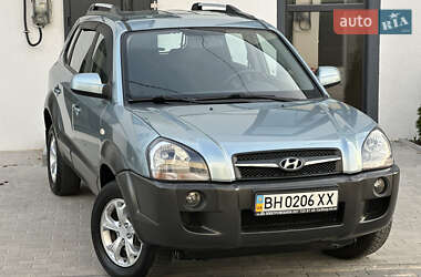 Внедорожник / Кроссовер Hyundai Tucson 2009 в 