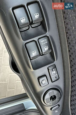 Внедорожник / Кроссовер Hyundai Tucson 2009 в 