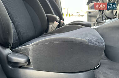 Внедорожник / Кроссовер Hyundai Tucson 2009 в 
