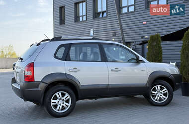 Внедорожник / Кроссовер Hyundai Tucson 2007 в 