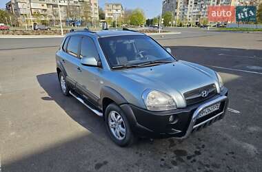 Внедорожник / Кроссовер Hyundai Tucson 2007 в 
