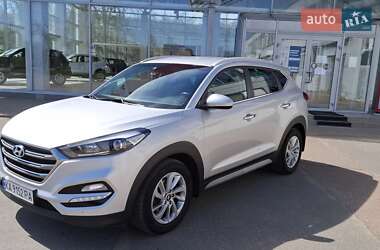 Внедорожник / Кроссовер Hyundai Tucson 2017 в 