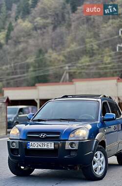 Внедорожник / Кроссовер Hyundai Tucson 2005 в 
