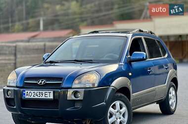 Внедорожник / Кроссовер Hyundai Tucson 2005 в 