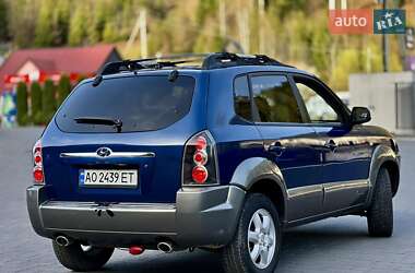 Внедорожник / Кроссовер Hyundai Tucson 2005 в 