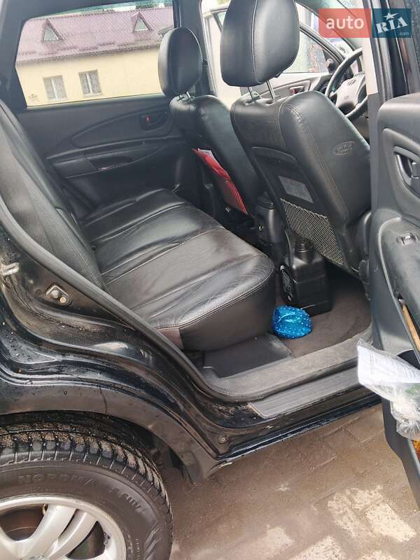 Внедорожник / Кроссовер Hyundai Tucson 2006 в Остроге