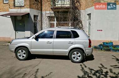 Внедорожник / Кроссовер Hyundai Tucson 2007 в 