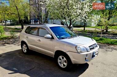 Внедорожник / Кроссовер Hyundai Tucson 2007 в 