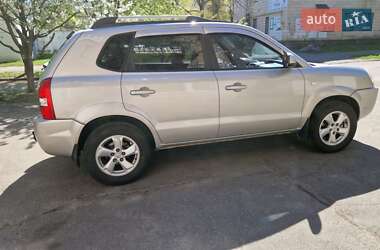 Внедорожник / Кроссовер Hyundai Tucson 2007 в 