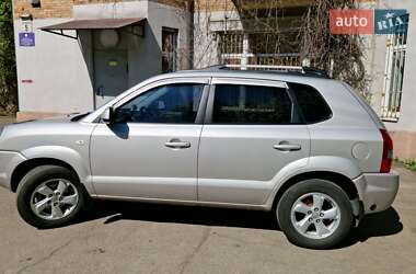 Внедорожник / Кроссовер Hyundai Tucson 2007 в 