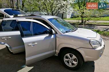 Внедорожник / Кроссовер Hyundai Tucson 2007 в 
