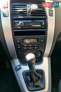 Внедорожник / Кроссовер Hyundai Tucson 2007 в 