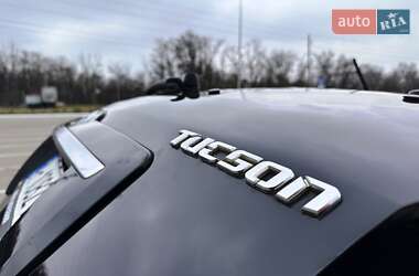 Внедорожник / Кроссовер Hyundai Tucson 2009 в 