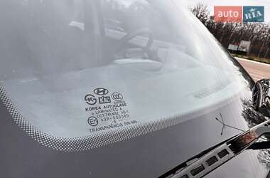 Внедорожник / Кроссовер Hyundai Tucson 2009 в 