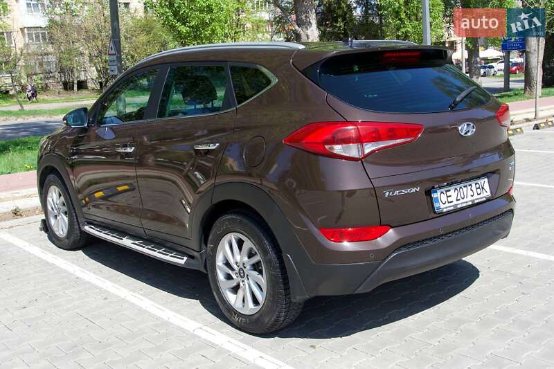 Внедорожник / Кроссовер Hyundai Tucson 2017 в Черновцах