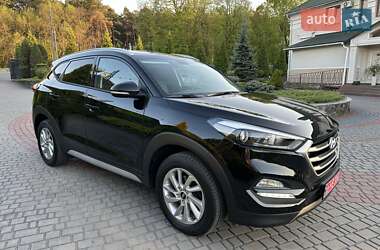 Позашляховик / Кросовер Hyundai Tucson 2016 в 