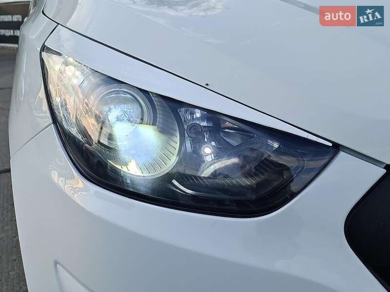 Внедорожник / Кроссовер Hyundai Tucson 2010 в Харькове