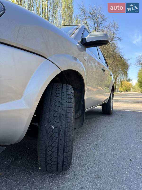 Внедорожник / Кроссовер Hyundai Tucson 2009 в Золотоноше