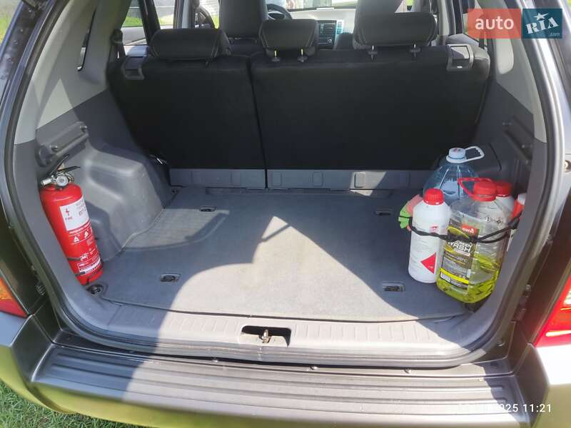 Позашляховик / Кросовер Hyundai Tucson 2005 в Кривому Розі