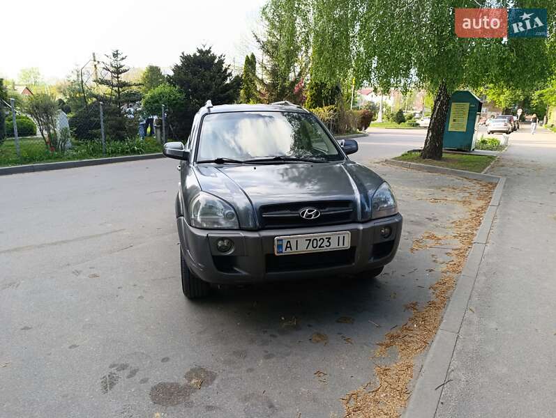 Внедорожник / Кроссовер Hyundai Tucson 2007 в 