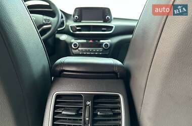 Внедорожник / Кроссовер Hyundai Tucson 2019 в 