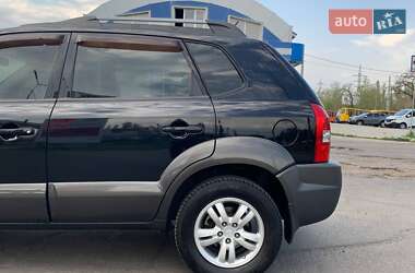 Позашляховик / Кросовер Hyundai Tucson 2007 в 