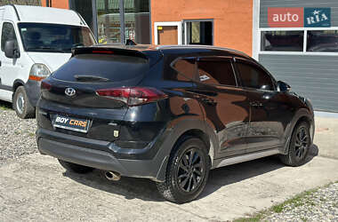 Внедорожник / Кроссовер Hyundai Tucson 2017 в 