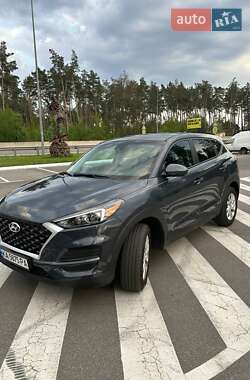Внедорожник / Кроссовер Hyundai Tucson 2021 в 