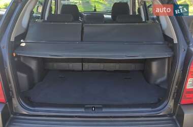 Внедорожник / Кроссовер Hyundai Tucson 2005 в 