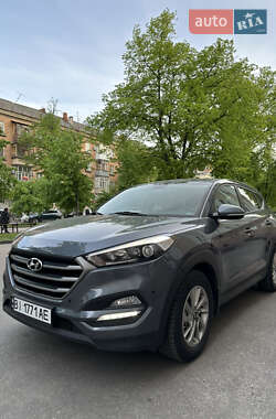 Внедорожник / Кроссовер Hyundai Tucson 2016 в 