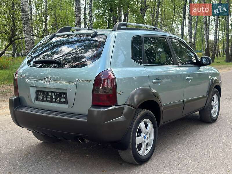 Позашляховик / Кросовер Hyundai Tucson 2009 в Охтирці