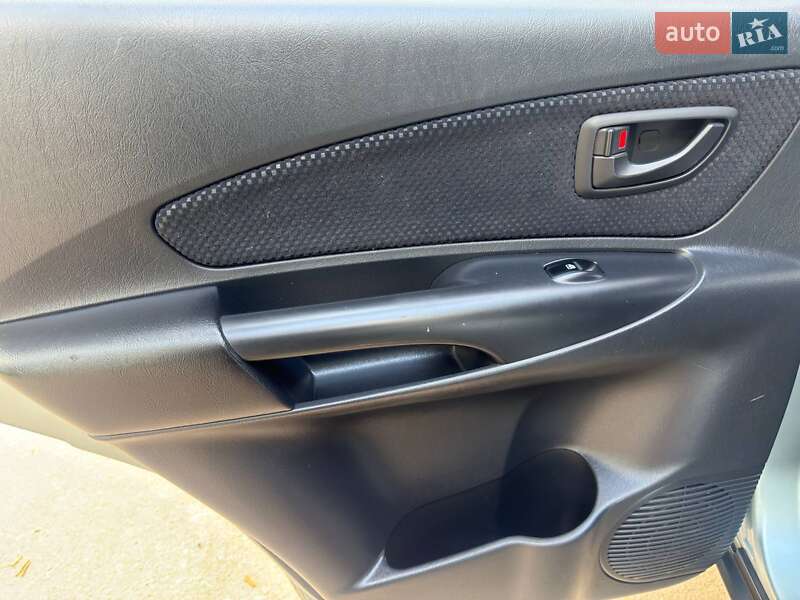 Позашляховик / Кросовер Hyundai Tucson 2009 в Охтирці
