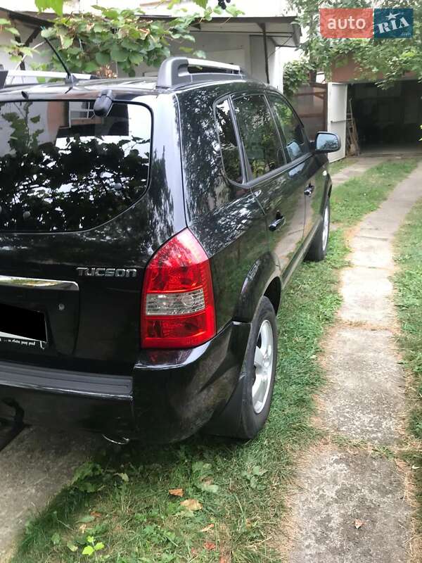Позашляховик / Кросовер Hyundai Tucson 2007 в Чернівцях