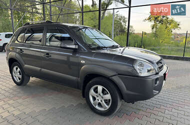 Внедорожник / Кроссовер Hyundai Tucson 2008 в 