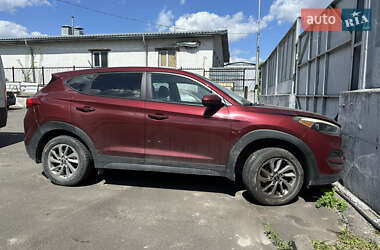 Позашляховик / Кросовер Hyundai Tucson 2016 в 